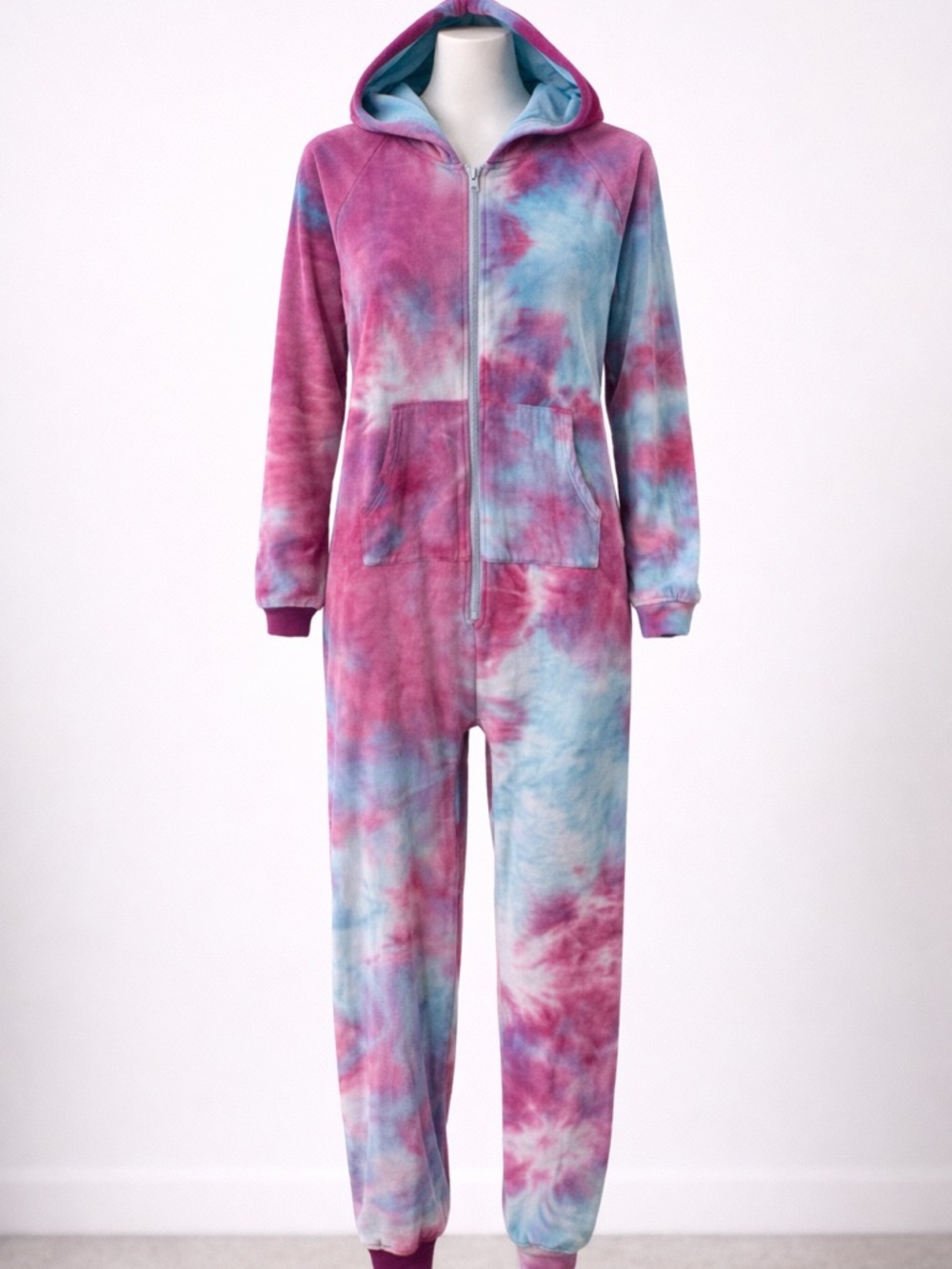 💖 Cozy Tie-Dye Hooded Onesie – Lounge in Style! 💖